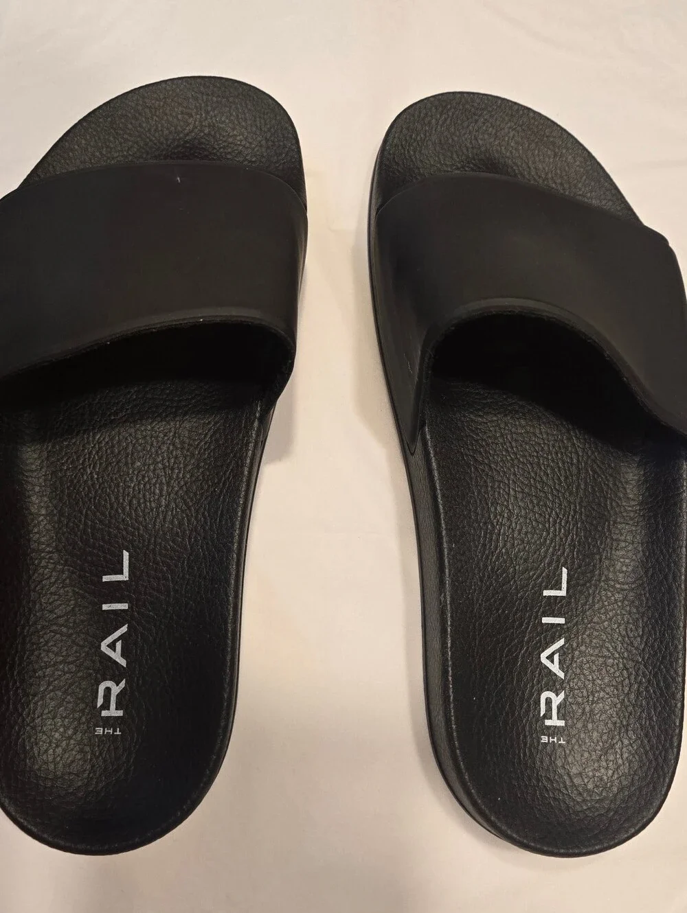The Rail Bondi Sport Slide - EU Size 40 - US Size 7